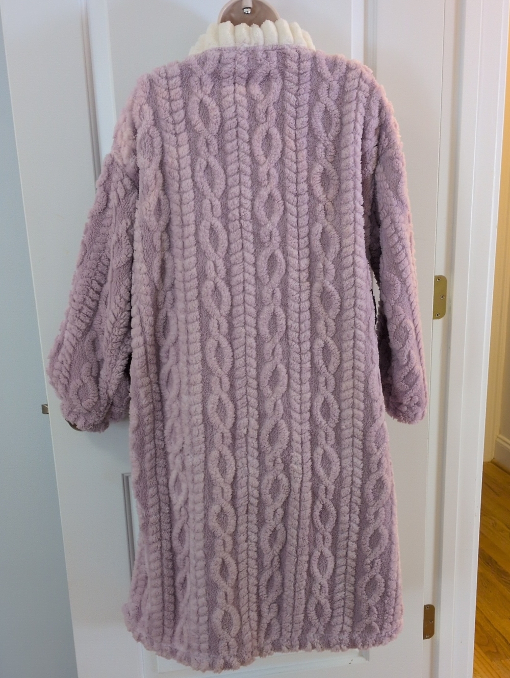 Floral Lounge Robe - Picture 6 of 9